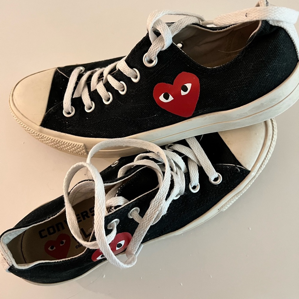 COMMES la GARÇON CONVERSE W0MEN SIZE 9 Slightly worn with love